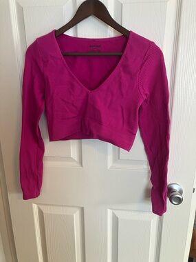 Garage Fuchsia Ribbed V-Neck Long Sleeve Crop Top